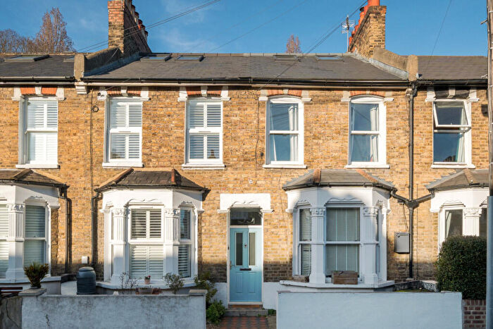 4 Bedroom Terraced House For Sale In Merritt Road, Crofton Park, London, SE4