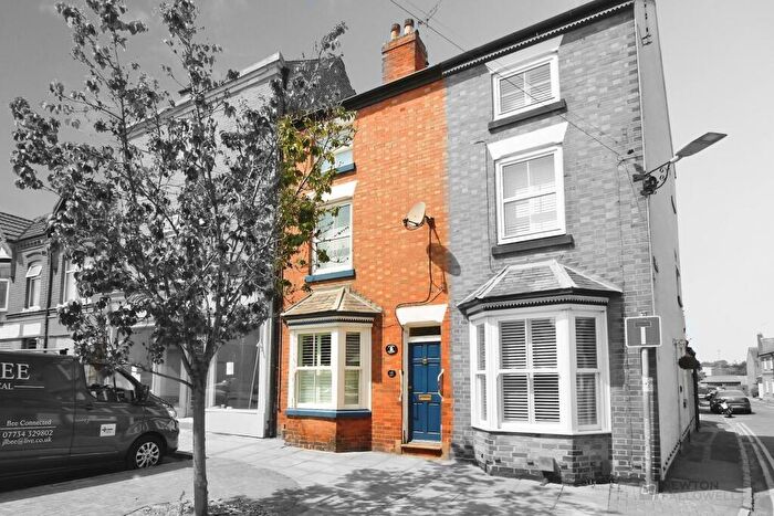 3 Bedroom Terraced House For Sale In The Green, Syston, LE7