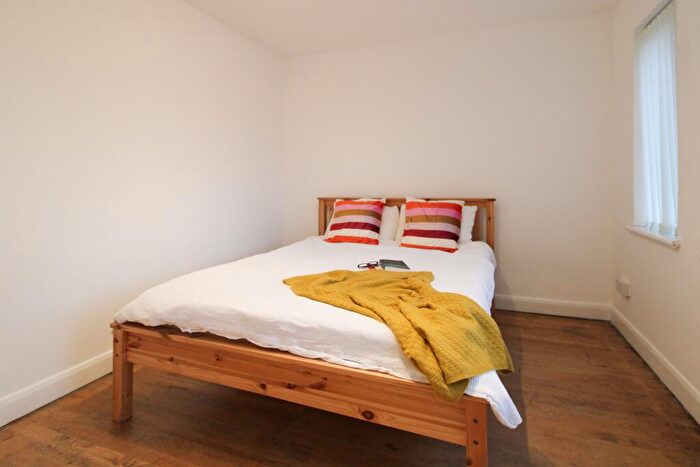 2 Bedroom Flat To Rent In Station Road, Birmingham, B14