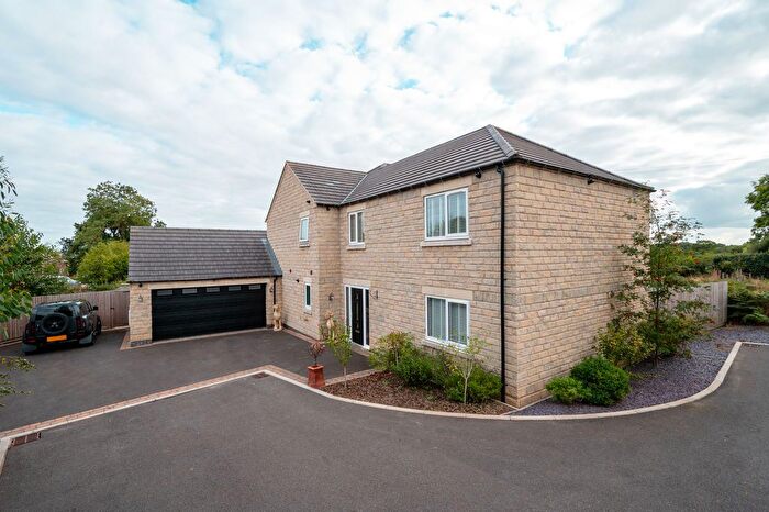 4 Bedroom Detached House For Sale In Longlieve Gardens, Pilsley, Chesterfield, S45