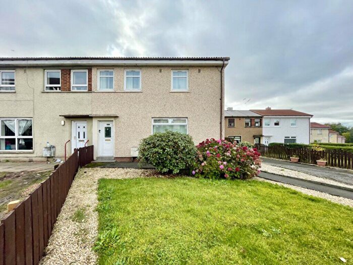 3 Bedroom Semi-detached Villa For Sale In Kennelburn Road, Chapelhall, Airdrie, ML6