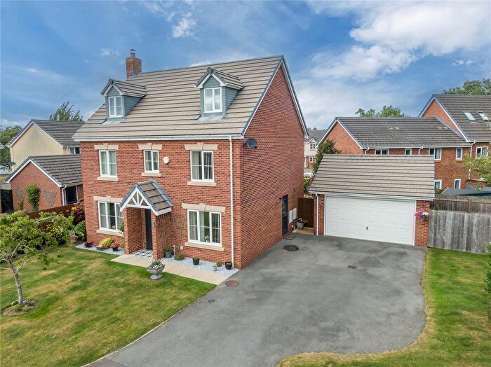 5 Bedroom Detached House For Sale In Parc Hafod, Four Crosses, Llanymynech, Powys, SY22