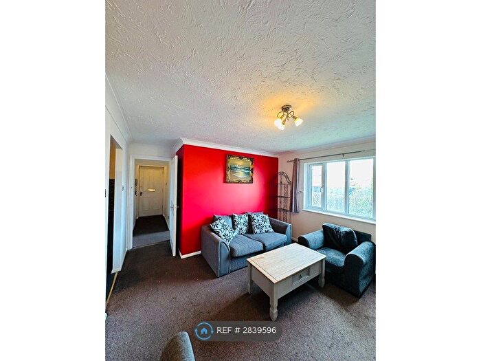 1 Bedroom Flat To Rent In Allington Close, Greenford, UB6