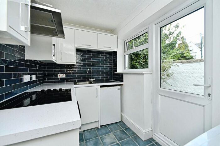 2 Bedroom Flat To Rent In Stafford Road, Brighton, BN1