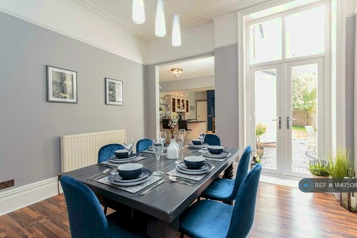 5 Bedroom Semi-Detached House To Rent In Orchard Road, Lytham St. Annes, FY8