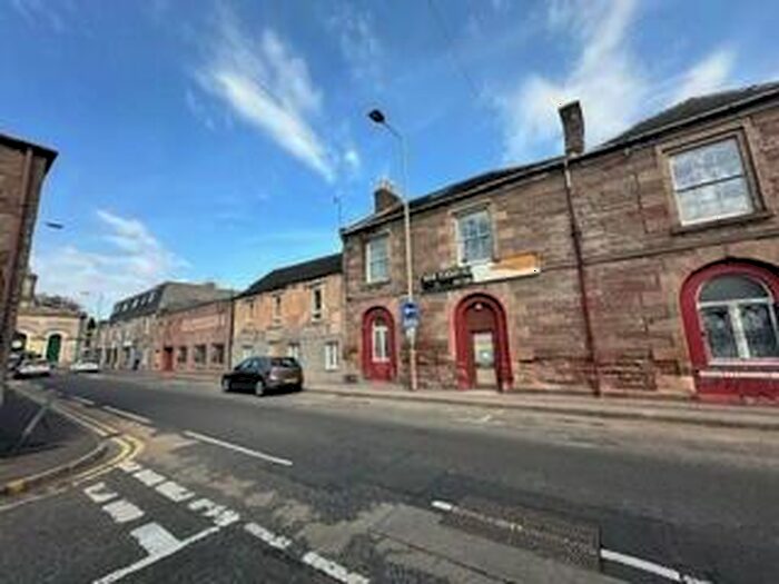 2 Bedroom Flat To Rent In Canal Crescent, Perth, Perthshire, PH2