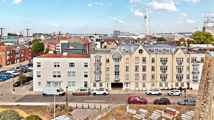 2 Bedroom Flat For Sale In Penny Street, Old Portsmouth, Hampshire, PO1