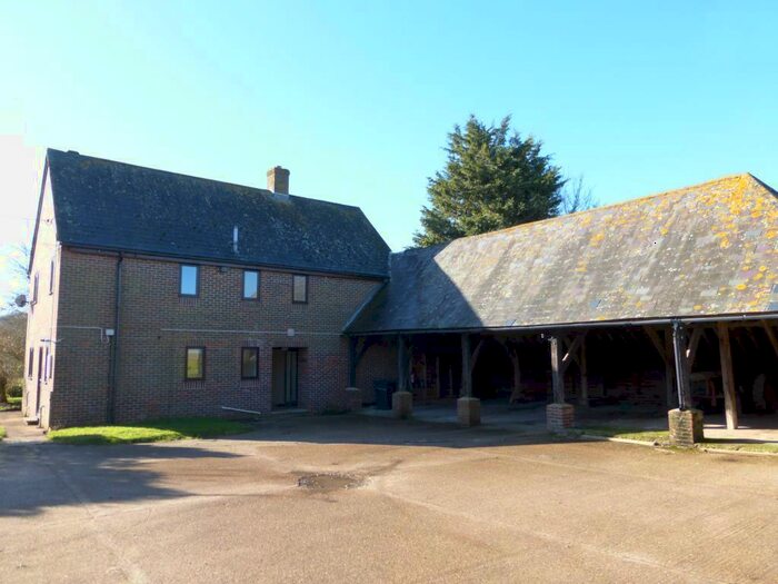 4 Bedroom Semi-Detached House To Rent In Hursley, SO21