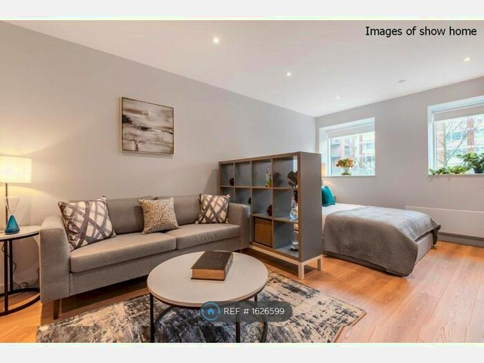 Studio To Rent In Shakespeare Road, London, N3