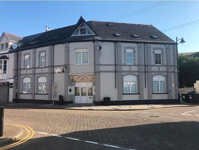 1 Bedroom Flat To Rent In Gwern Y Milwr, Senghenydd, CF83
