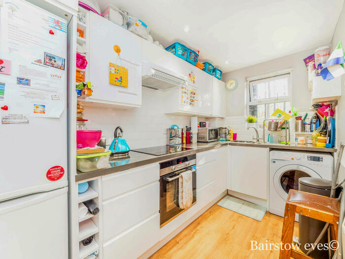 2 Bedroom Apartment To Rent In Ilford / Barking Borders, IG1