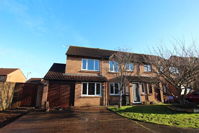 5 Bedroom Semi-Detached House To Rent In Wytherlies Drive- Stapleton, BS16