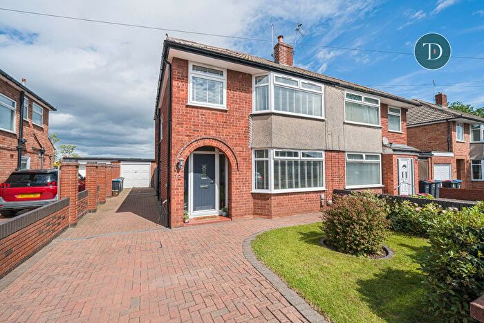 3 Bedroom Semi-Detached House For Sale In Sycamore Drive, Whitby, Ellesmere Port, CH66