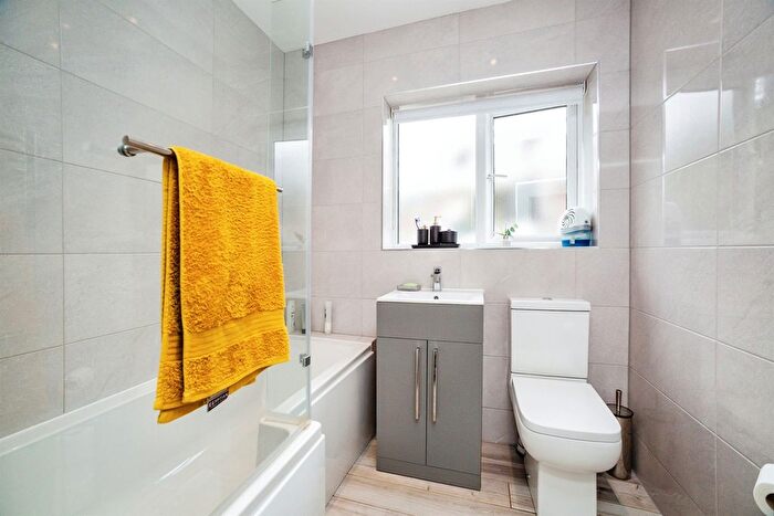 2 Bedroom Semi-Detached Bungalow For Sale In New Brook Road, South Elmsall, Pontefract, WF9