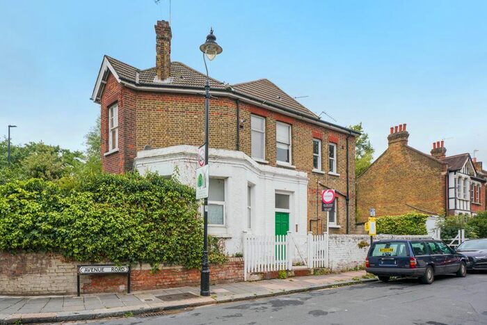 2 Bedroom Flat To Rent In Avenue Road, London, W3
