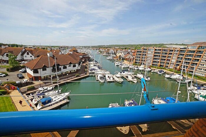 3 Bedroom Apartment To Rent In Oyster Quay, Port Solent, PO6