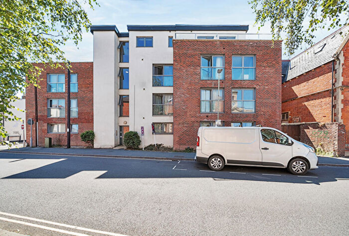1 Bedroom Apartment For Sale In St. Pauls Road, Cheltenham, Gloucestershire, GL50