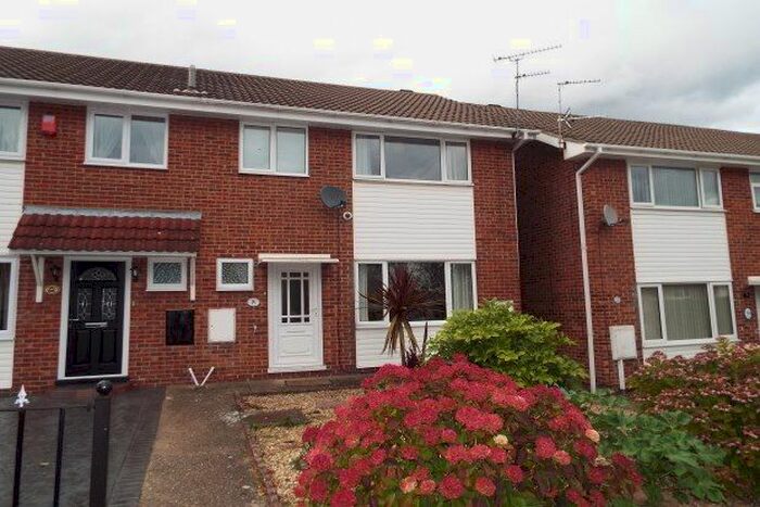 3 Bedroom Semi-Detached House To Rent In Cantelupe Road, Ilkeston, DE7