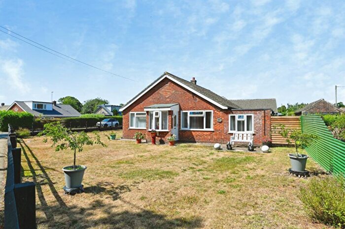 4 Bedroom Detached Bungalow For Sale In Fen Road, Watlington, King's Lynn, PE33
