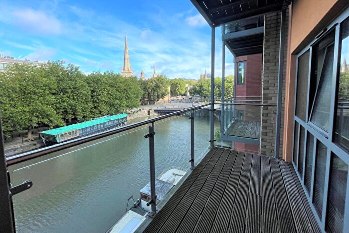 2 Bedroom Apartment To Rent In Bridge Quay - City Centre, BS1