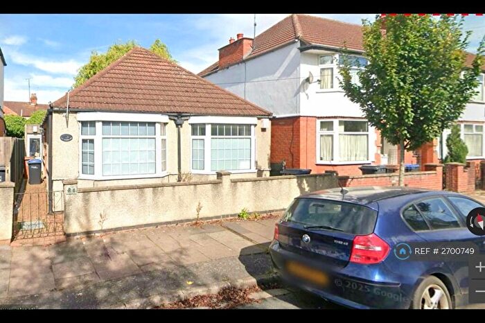 3 Bedroom Detached House To Rent In Penrhyn Road, Northampton, NN4