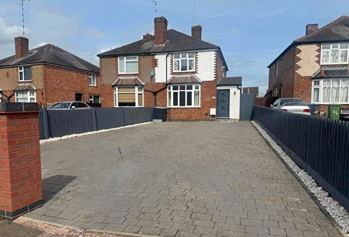 3 Bedroom Semi Detached House For Sale In School Street, Hillmorton, Rugby, CV21