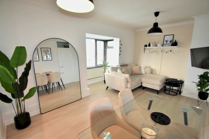 1 Bedroom Flat To Rent In Pedam Close, Southsea PO4