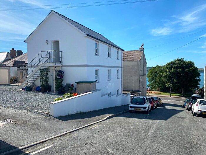 1 Bedroom Flat To Rent In Francis Street, Milford Haven, Pembrokeshire, SA73