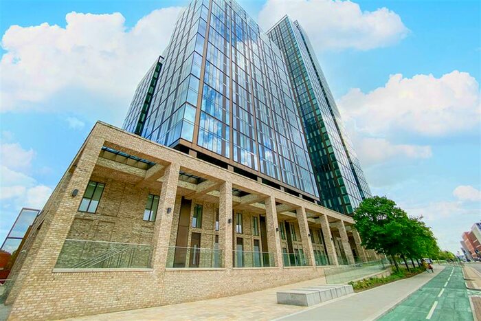 2 Bedroom Apartment To Rent In Victoria Residence, M15