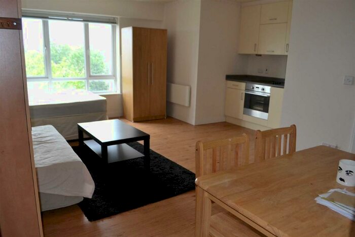 Studio To Rent In Heritage Avenue, Colindale, NW9