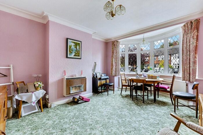 3 Bedroom Terraced House For Sale In Springfield Avenue, Merton Park, London, SW20