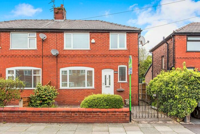 3 Bedroom Semi-Detached House To Rent In Manor Road, Swinton, Manchester, M27