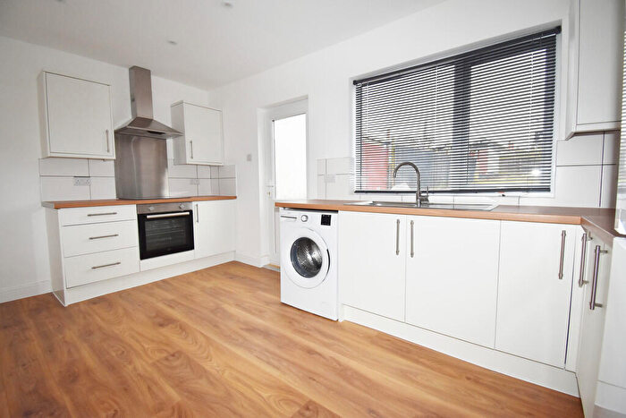 3 Bedroom End Of Terrace House To Rent In Nuffield Road, Coventry, CV6