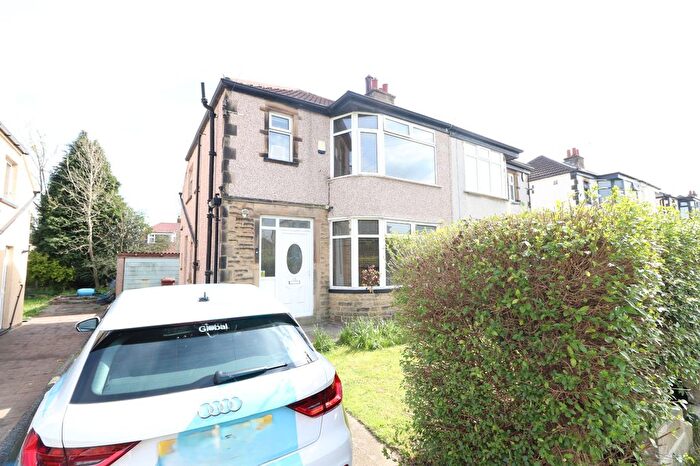 3 Bedroom Semi-Detached House To Rent In Ederoyd Avenue, Stanningley, Pudsey, West Yorkshire, Uk, LS28