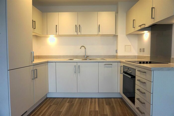 1 Bedroom Flat To Rent In Dorking Grove, Edgbaston, Birmingham, B15