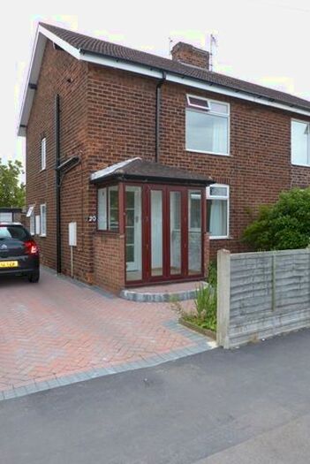 3 Bedroom Semi-Detached House To Rent In Ash Grove, Brigg, DN20