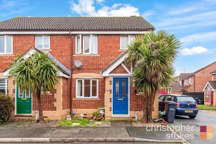 3 Bedroom End Of Terrace House To Rent In Pettys Close, Cheshunt, Hertfordshire, EN8