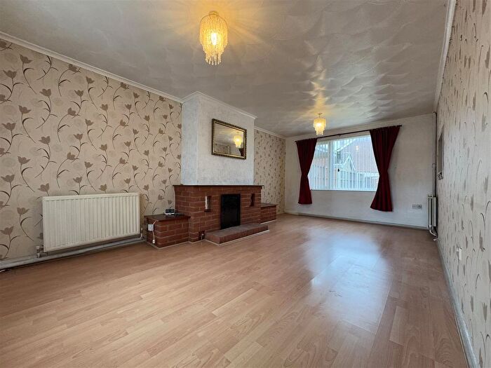 3 Bedroom Terraced House For Sale In Claudian Way, Grays, RM16