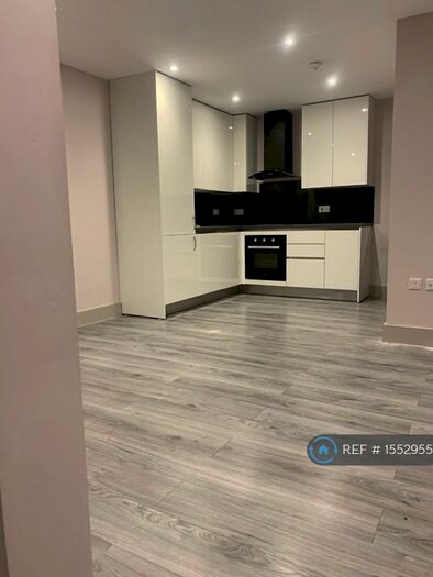 1 Bedroom Flat To Rent In Cube House, Stoke Mandeville, Aylesbury, HP22