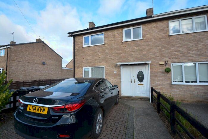 3 Bedroom Property To Rent In Elizabeth Road, Stamford PE9