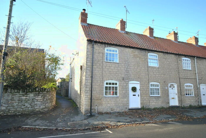 2 Bedroom Cottage To Rent In St. Marys Road, DN11