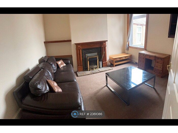 2 Bedroom Flat To Rent In Newton Drive, Blackpool, FY3