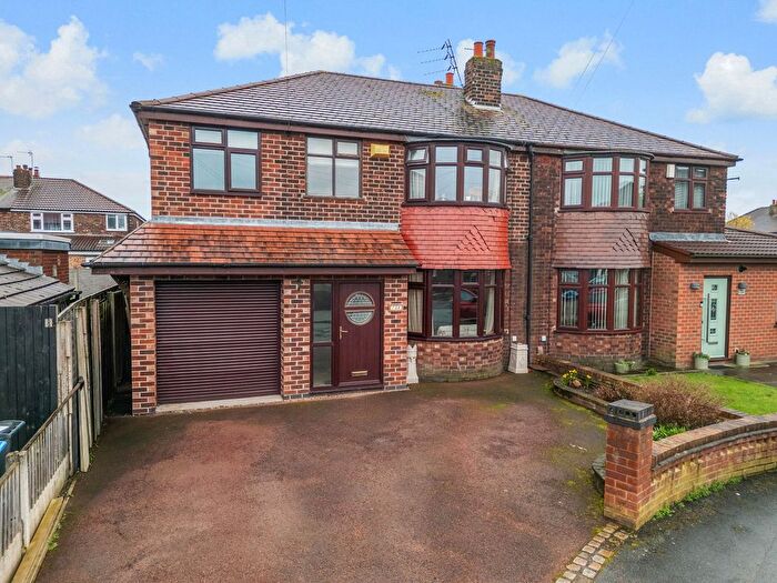 4 Bedroom Semi Detached House For Sale In Rydal Avenue, Warrington, WA4