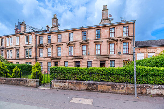 3 Bedroom Flat For Sale In Flat /, Paisley Road West, Glasgow, G51
