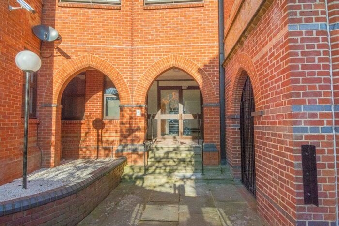 1 Bedroom Flat To Rent In New Street, Basingstoke, RG21