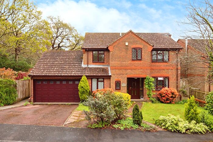 4 Bedroom Detached House For Sale In Bay Tree Close, Heathfield, TN21