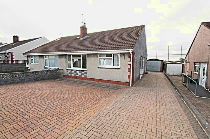 2 Bedroom Semi-Detached Bungalow To Rent In Heol Y Coed, Beddau, Pontypridd, CF38
