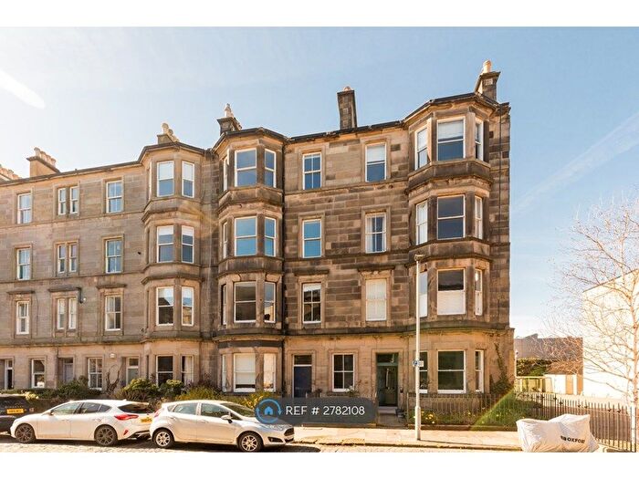 3 Bedroom Flat To Rent In Perth Street, Edinburgh, EH3