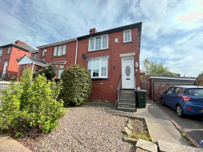 2 Bedroom Semi-Detached House To Rent In Darley Avenue, Worsbrough, Barnsley, S70