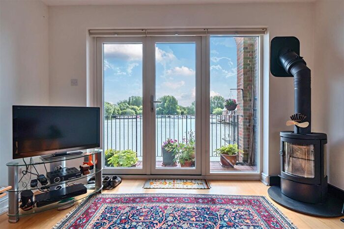 4 Bedroom Terraced House For Sale In West Quay, Abingdon, OX14